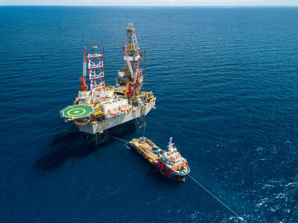 marine-offshore-operation-rig-and-vessel-