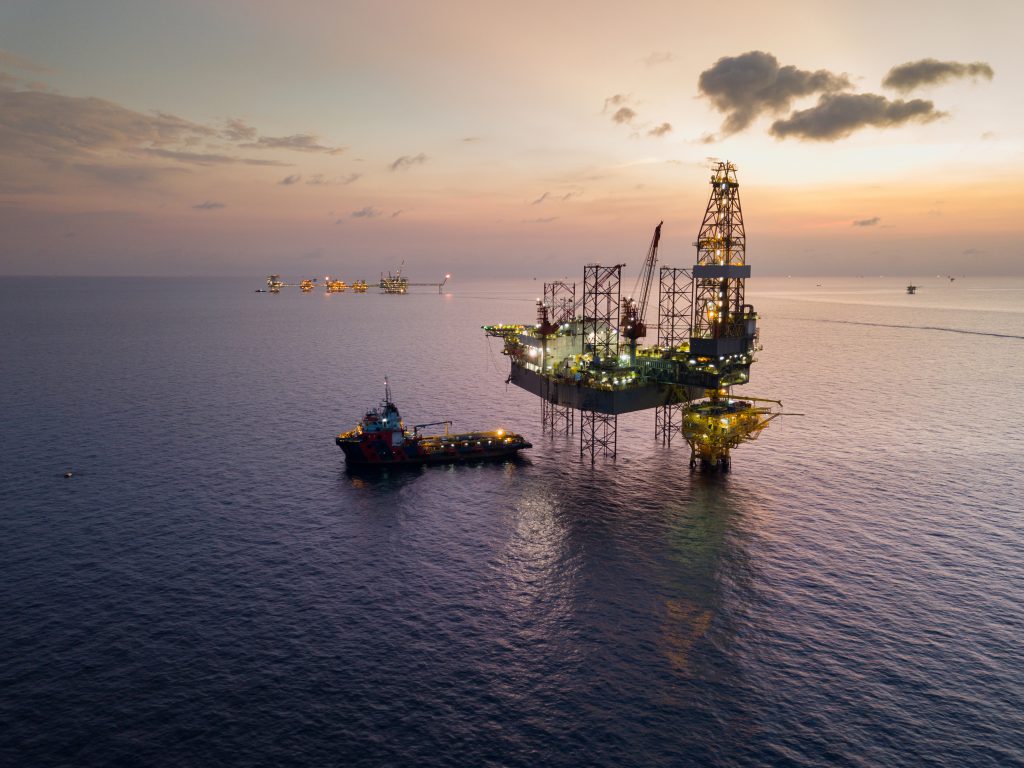offshore-vessel-platform-operation